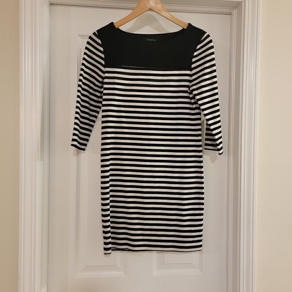 Forever 21 tunic black white striped size medium